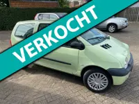 Renault Twingo 1.2 Emotion, zéér nette auto, youngtimer, nieuwe apk goedkoop rijden, goede auto.
