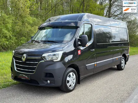 Renault Master T35 2.3 dCi 180 L3H2 Red / Aut / Marge