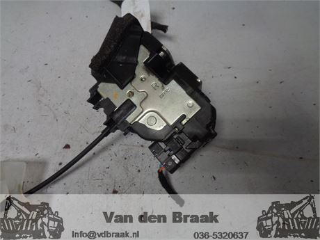 Nissan Qashqai 2010-2014 Slotmechaniek rechtsvoor