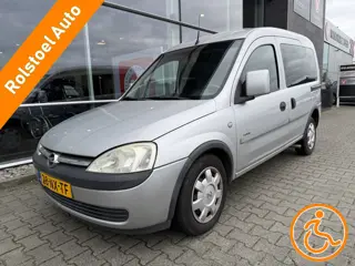Opel Combo Tour 2+1 Rolstoelauto 1.6 Comfort (Mooie ruime rolstoelauto voor een kleine prijs!)