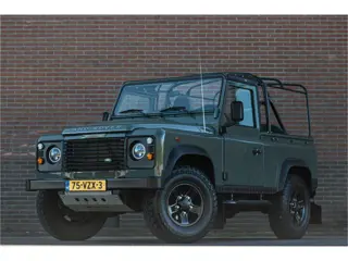 Land Rover Defender 2.4 TD Soft Top 90 E, 78.000km NAP, Origineel NL, Trekhaak, Elektrische ramen, R