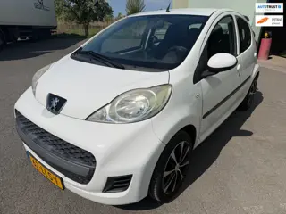 Peugeot 107 1.0-12V XS
