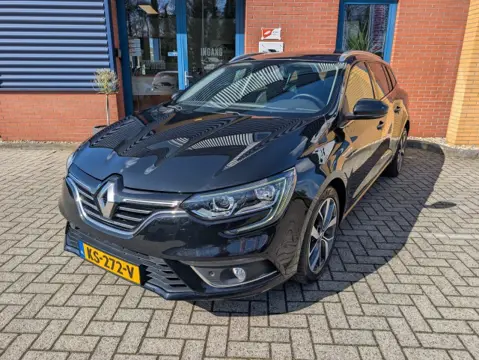 RENAULT MEGANE 1.5 DCI BOSE,Massagestoelen, Trekhaak, Parkeerhulp, Navi