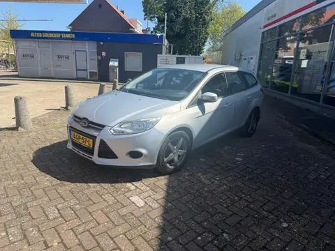 Ford Focus Wagon 1.0 EcoBoost Titanium