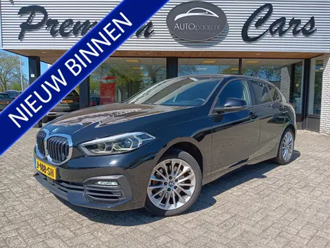 BMW 1-serie 118i 141pk Executive Edition|automaat|carplay|cruise|clima
