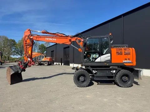 Hitachi ZX140-6 1900 uur ! Rototilt (bj 2021)