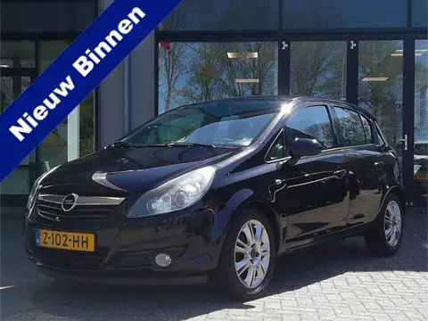 Opel Corsa 1.2 EcoFlex Selection Staat in De Krim