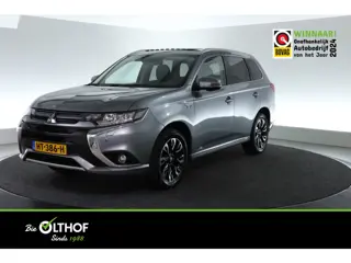 Mitsubishi Outlander 2.0 PHEV instyle+ | SCHUIF/KANTELDAK |