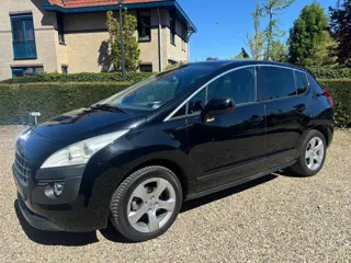 Peugeot 3008 1.6 VTi Première