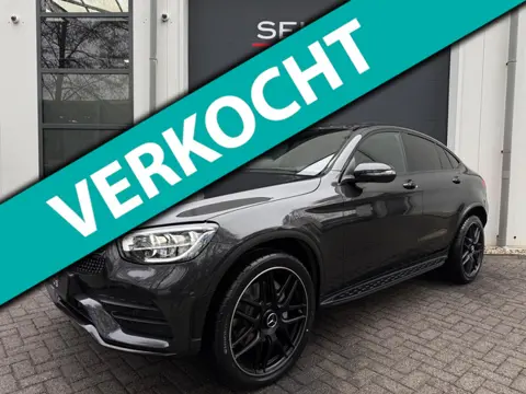 Mercedes-Benz GLC-klasse Coupé 300e 4MATIC Premium Plus AMG Schuifdak/Leder/Virtual/Car Play/LED/Nig