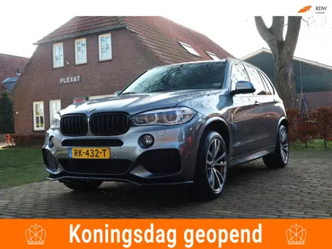 BMW X5 XDrive30d High Executive Aut. | Maxton-design | M-Pakket | Trekhaak | Carbon | Memory | Lijnb