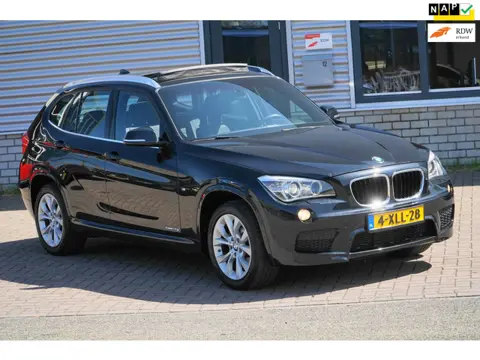 BMW X1 SDrive20i 1STE EIGENAAR M-SPORT PANO