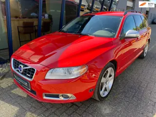Volvo V70 2.5FT R-Design 230PK Automaat