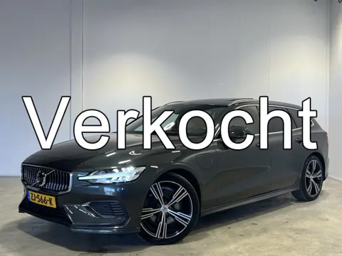 Volvo V60 2.0 T8 Twin Engine AWD Inscription | Soh 90% | Navigatie/Android/Apple Carplay | LM Velgen