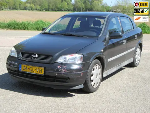 Opel Astra 1.6 Pearl APK-9-2026