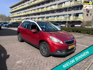 Peugeot 2008 1.2i Automaat Airco Cruise Trekhaak Navi 101.000km. Panorama