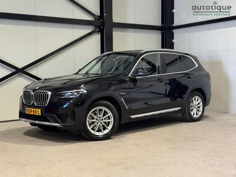 BMW X3 xDrive30e | Facelift | leder | navi | driving-assistant |