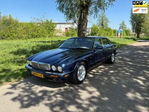Jaguar Sovereign 3.2 V8 Automaat Airco Cruise Leder Bekleding Pdc Achter Memory