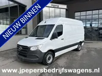 Mercedes-Benz Sprinter 317 CDI L2 H2 MBUX / Trekhaak / Camera / Parkeersensoren / Navigatie / Airco 