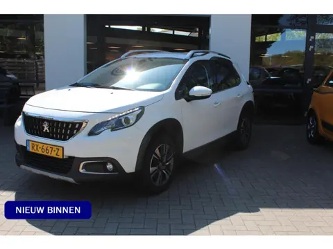 Peugeot 2008 1.2 PureTech Allure