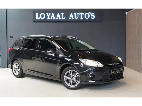 Ford Focus Wagon 1.0 EcoBoost Titanium | CRUISE | AIRCO | TREKHAAK | PDC | STOELVERW. | APK.