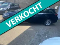 Toyota Auris TOYOTA AURIS 1,8HYBRIT BUSINESS PULUS