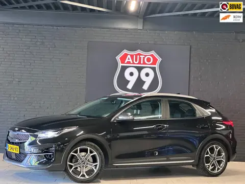 Kia XCeed 1.4 T-GDi DynamicLine ADAP CRUISE / LANE ASSIST / AUTO / CLIMA / CARPLAY