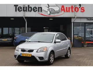 Kia Rio 1.6 CVVT X-ecutive Airco, Stoelverwarming, Radio cd speler
