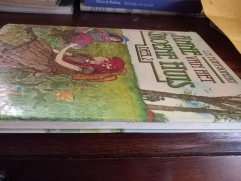 L.m. Montgomery - anne van het groene huis