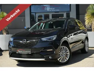 Opel Grandland X 1.2 Turbo Business Executive 131pk Navigatie/Trekhaak/Camera