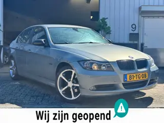 BMW 3-serie 318i | AIRCO | CARPLAY | CAMERA | AUTOMAAT | 5DRS |