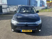 Mitsubishi Outlander 2.0 PHEV instyle