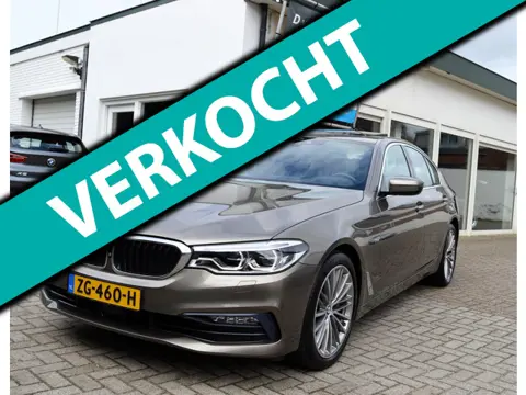 BMW 5-serie 530i 1eig. schuifdak,head-up,comfortstoel,bowers&wilkins, high executive