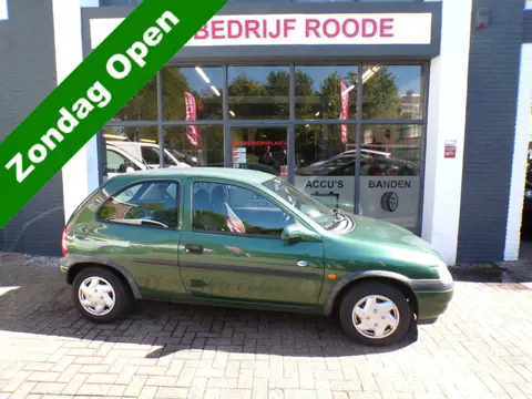 Opel Corsa 1.2i-16V Automaat ''ZONDAG EN KONINGSDAG OPEN''