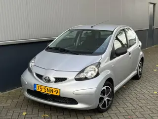 Toyota Aygo 1.0-12V Access carplay Nap nieuwe apk