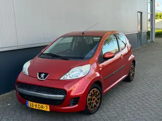 Peugeot 107 1.0-12V Sublime carplay 31000 km Nap airco