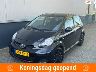 Toyota Aygo 1.0-12V Comfort carplay Nieuwe apk Airco