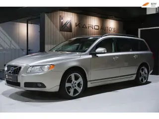 Volvo V70 3.2 V6 Momentum AUT Xenon Leer Clima Cruise Trekhk
