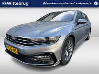 Volkswagen Passat Variant 1.5 TSI 150pk R-Line Business Plus DSG Automaat Camera / R-Line / Navigati