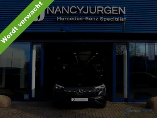 Mercedes-Benz GLA 250e | AMG | Night Pakket | Pano | MBUX High End | Exclusief Pakket | Lederen Bekl