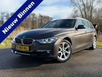 BMW 3-serie Touring 320i High Executive / Automaat / Airco / Navi / Trekhaak / Elektrische Achterkle