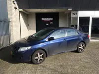 Toyota Corolla 1.6-16V Sol / SEDAN / CLIMA / ALU VELGEN / START MOEIZAAM