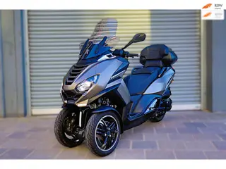 Peugeot Metropolis Allure SW 400I NAVI AFDEKHOES KEY-LESS AUTORIJBEWIJS