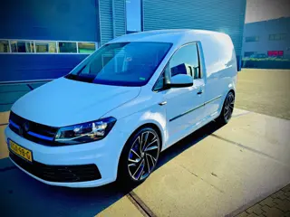 Volkswagen Caddy 2.0 TDI euro 6 bj 2020 70.000km schroefset 19" velgen blikvanger