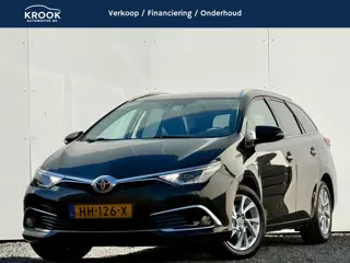 Toyota Auris Touring Sports 1.8 Hybrid Lease pro | 2015 |