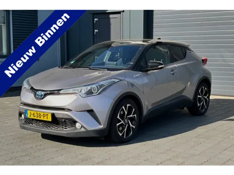 Toyota C-HR 1.8 Hybrid Bi-Tone ACC NAVI KEYLESS 75745KM!