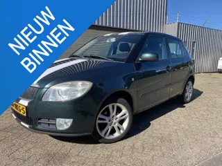 Skoda Fabia 1.4-16V Sport  Airco | Centrale Vergrendeling met afstand bediening | Cruise Controle | 