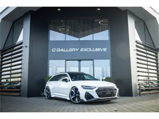 Audi RS6 C8 Avant 4.0 TFSI Quattro 740PK - RS Dynamic+ | 25jahre | Akrapovic | Keramisch | 3D Camera