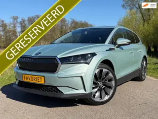 Skoda Enyaq iV 80 First Edition High / BTW Auto / 94,35% SOH / Stoelverwarming voor + achter / Camer
