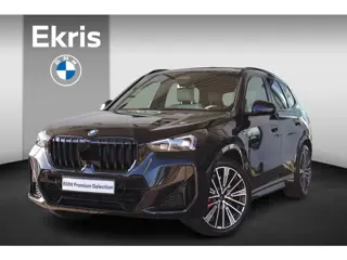 BMW X1 xDrive25e | M Sport Pro | Glazen Panoramadak | Harman Kardon | Head-Up Display | Elektrisch v